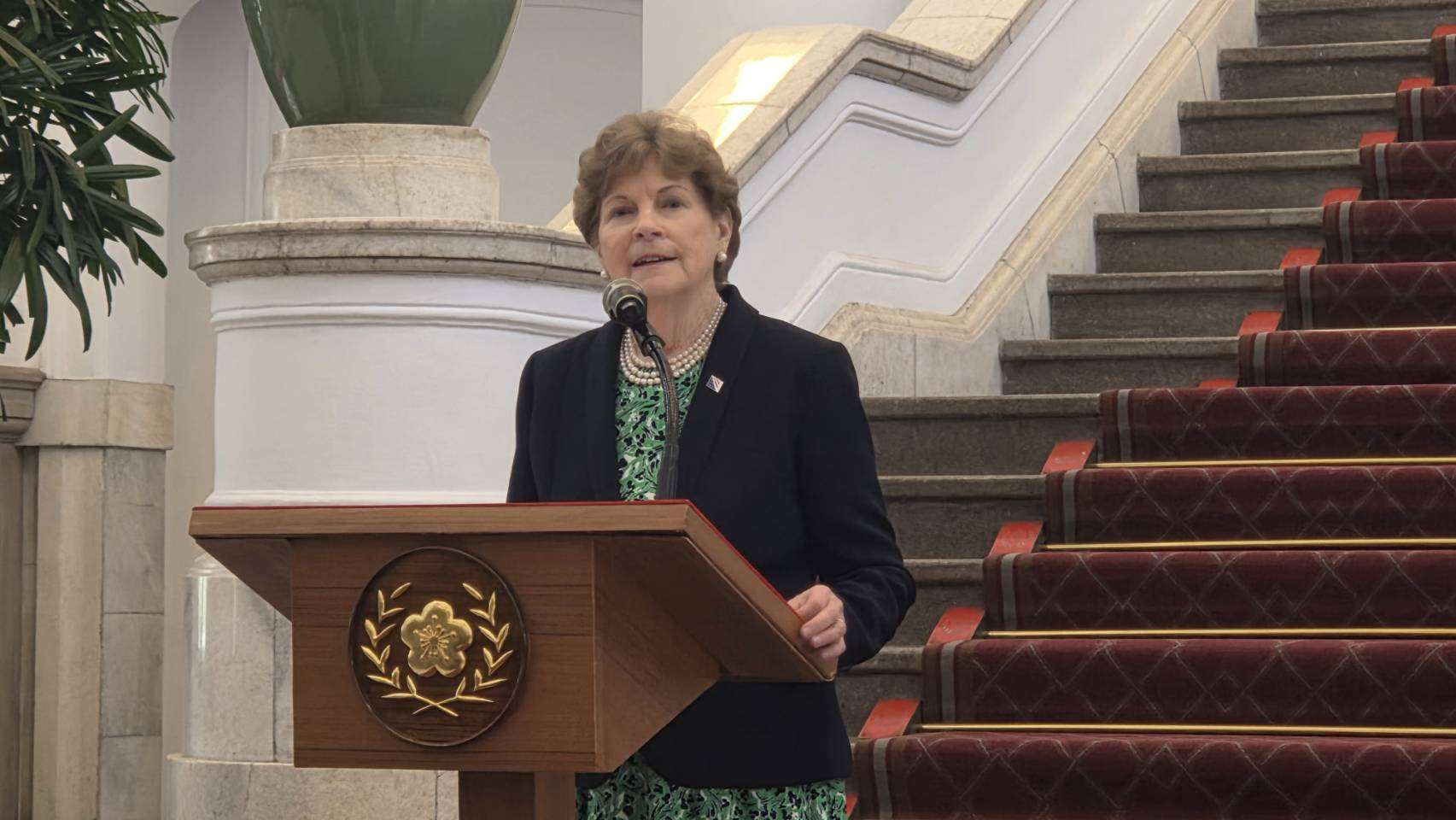 美聯邦參院外交委員會民主黨首席議員夏欣(Jeanne Shaheen)。（劉玉秋 攝）
