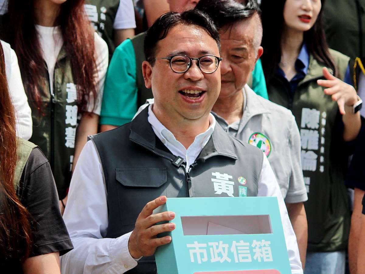 民進黨桃園市長參選人黃世杰推出多項有感政見,強調會用快樂、前瞻、積極希望的態度面對這場選舉 (央廣記者王照坤 攝)