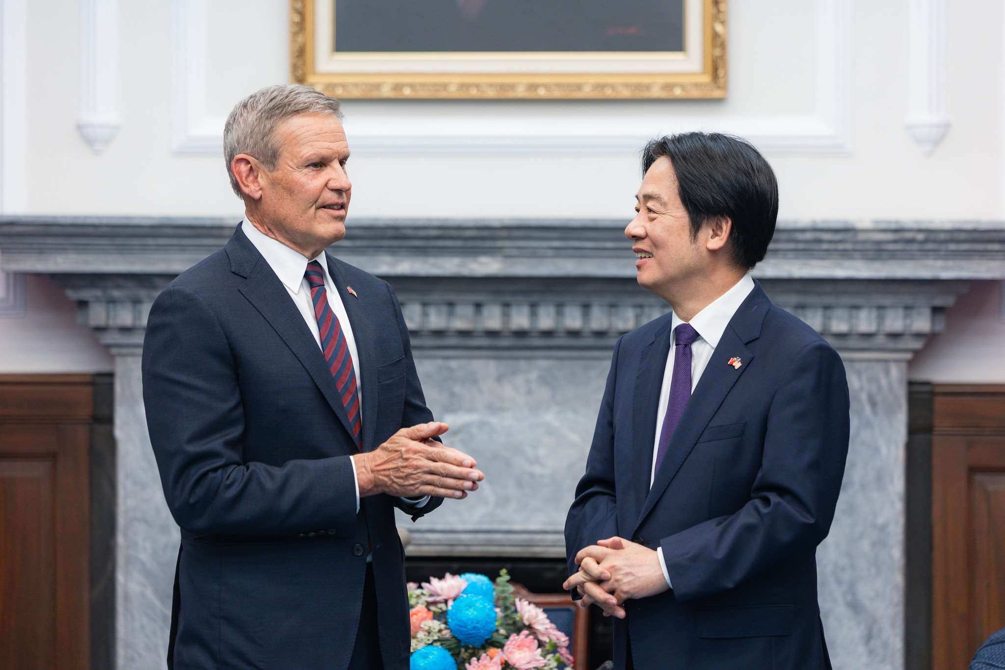 Präsident Lai Ching-te traf sich heute mit dem Gouverneur von Tennessee, Bill Lee, im Präsidialamt. (Foto: Präsidialamt)