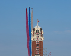 Drei Brave Eagle proben über dem Präsidialpalast in Taipei für die Flugshow zum Nationalfeiertag am 10. Oktober (Foto: CNA).