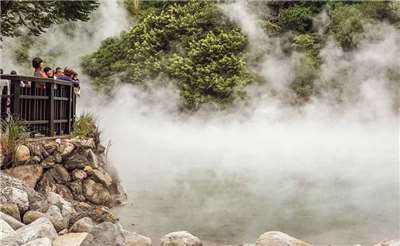 Der Dampf von Beitou – wo Schwefelduft und Geschichte in der Luft liegen