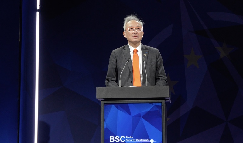 Der taiwanische Vize-Außenminister Francois Wu (吳志中) hat am gestrigen Mittwoch (19. November) auf der Berliner Sicherheitskonferenz vor einer “Achse der Autokraten” gewarnt. (Foto: CNA)
