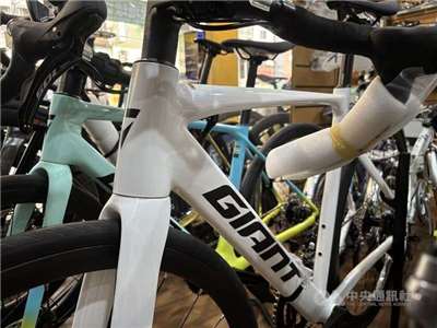 Dem taiwanischen Fahrradhersteller Giant Group wurde von der US‑Behörde U.S. Customs and Border Protection (CBP; englisch für ‚Zoll- und Grenzschutzbehörde der Vereinigten Staaten) am 24. September 2025 "begründete Anzeichen für Zwangsarbeit" vorgeworfen, was dazu führte, dass eine sogenannte Withhold Release Order (WRO/Anordnung zur Zurückhaltung der Freigabe" oder "Freigabeverweigerung") gegen Fahrräder, Teile und Zubehör, die von Giant in Taiwan hergestellt und in die USA exportiert werden, verhängt wurde. (Foto: CNA)
