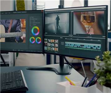 Im Studium hat Katharina ihre Leidenschaft fürs Filmen entdeckt