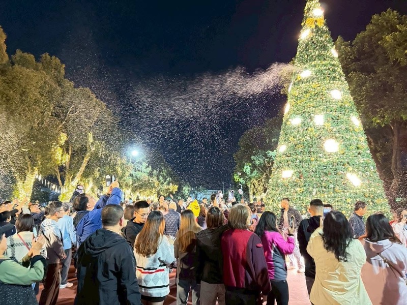 Weihnachtsstimmung im Zhunan Sports Park in Miaoli (Foto: Landkreis Miaoli)
