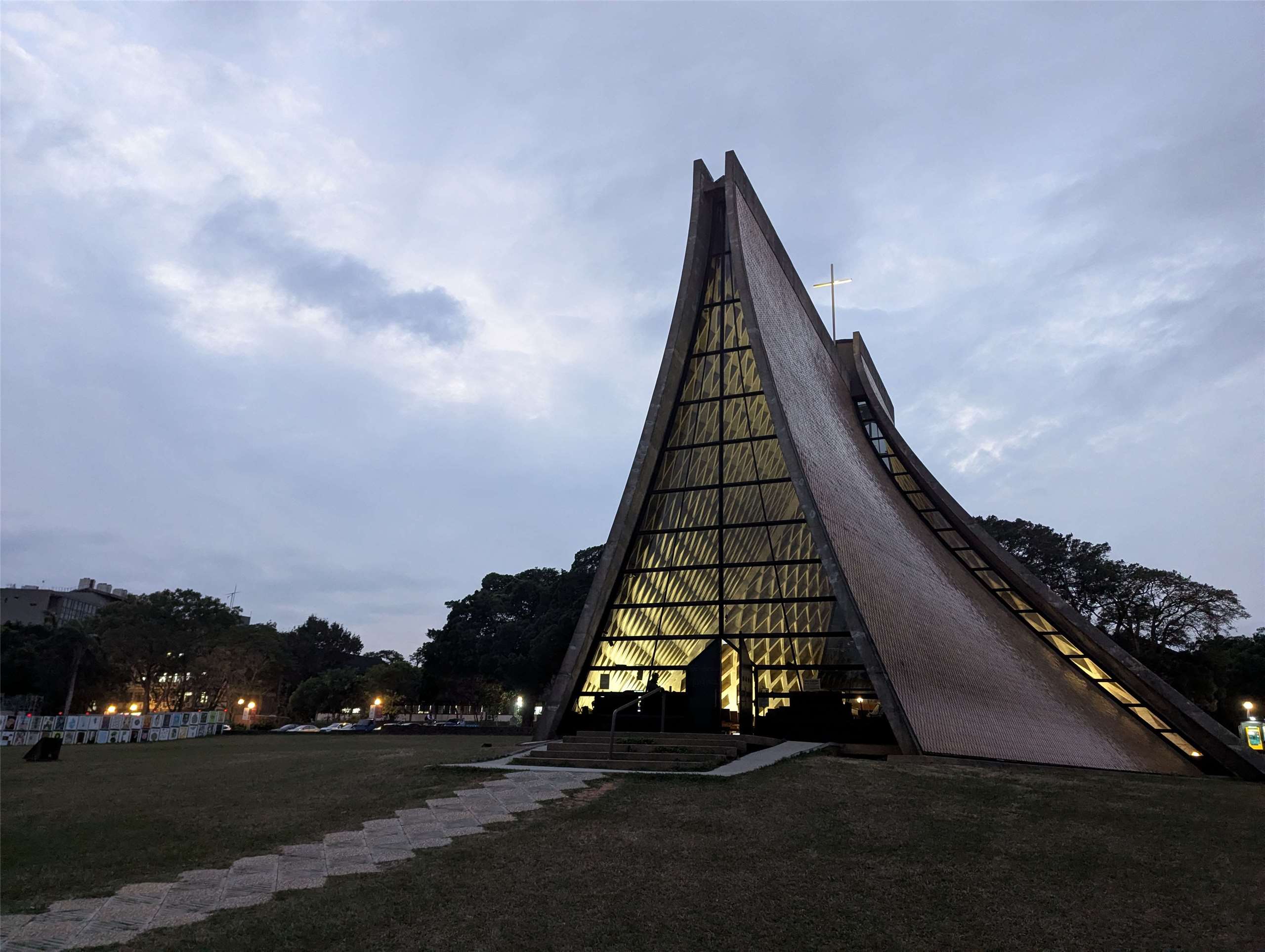 Die Luce Kapelle ist das berühmte Wahrzeichen der Tunghai Universität (Bild: Carina Rother)