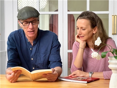 Deike Lautenschläger und Michael Varnhorn sind passionierte Deutschlehrer (Bild: Deike Lautenschläger)
