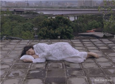 Im Rahmen ihres künstlerischen Schaffens in Taipeh leitete Anne den einen Workshop zum Thema „Sleep Habits – Resting Bodies“.