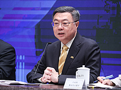 Premier Cho Jung-tai (卓榮泰) stellt am 21. August in Taipei den Haushalt 2025 vor.