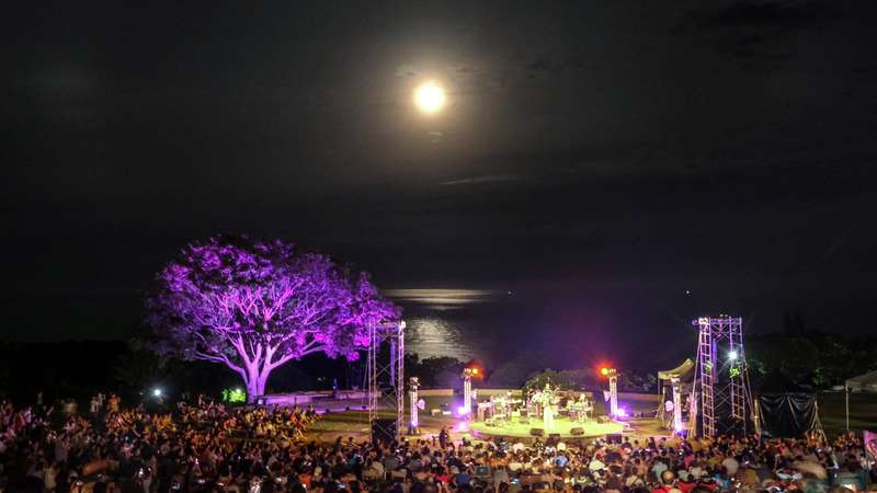 Mond über dem Pazifik beim "Moonlit - Sea Festival" an der Ostküste Taiwans (Foto: CNA)