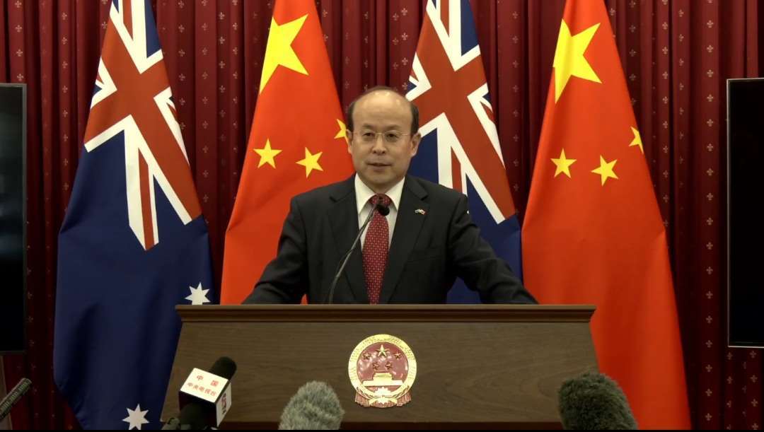 Der chinesische Botschafter in Australien, Xiao Qian (肖千) während seiner jährlichen Pressekonferenz am vergangenen Mittwoch,