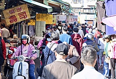 Die Behörde für Haushalt, Rechnungswesen und Statistik (DGBAS) hat ihre Prognose für Taiwans Wirtschaftswachstum in diesem Jahr auf 7,71 Prozent nach oben korrigiert. (Foto: CNA)