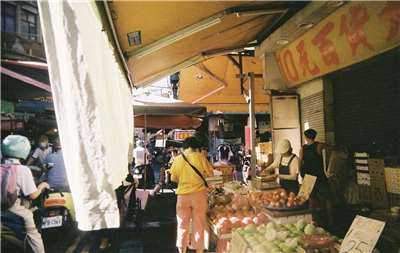 Neben den berühmten taiwanischen Nachtmärkte sind auch die traditionellen Morgenmärkte ein toller Ort, um taiwanische Kultur kennenzulernen. (Foto: Juliane Miller)