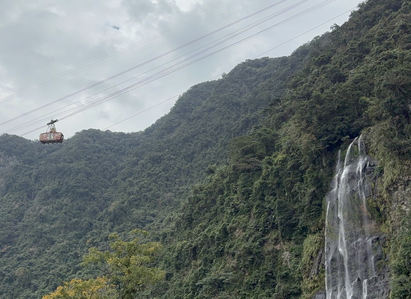Der Wasserfall - eines der vielen Wahrzeichen von Wulai (Foto: CNA)