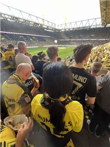 Sophie Wu im Westfalenstadion (Signal Iduna Park) (Foto: Sophie Wu)