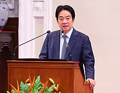 Der taiwanische Präsident Lai Ching-te (賴清德) hat heute (21.) Preisträger des „Nationalen Architektur-Goldpreises“ (國家建築金獎) und der „Taiwan Integrity Brand“ (台灣誠信品牌)  im Präsidialamt empfangen. (Foto: CNA)