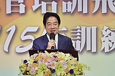 Taiwans Präsident Lai Ching-te (賴清德) hat am heutigen Freitag drei Ziele für die Spitzenbeamten Taiwans formuliert: die konsequente Umsetzung der Klimaneutralität, die verstärkte Nutzung von Künstlicher Intelligenz (KI) sowie den Abbau von behördlichem Ressortdenken zugunsten der nationalen Krisenfestigkeit. (Foto: CNA)
