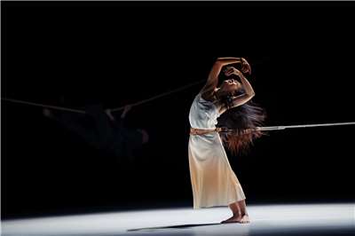  "... como el musguito en la piedra, ay si, si, si ..." (Like Moss on the Stone), Stück von Pina Bausch, Yu Tsai-Chin. Bild: Lee Chia-Yeh