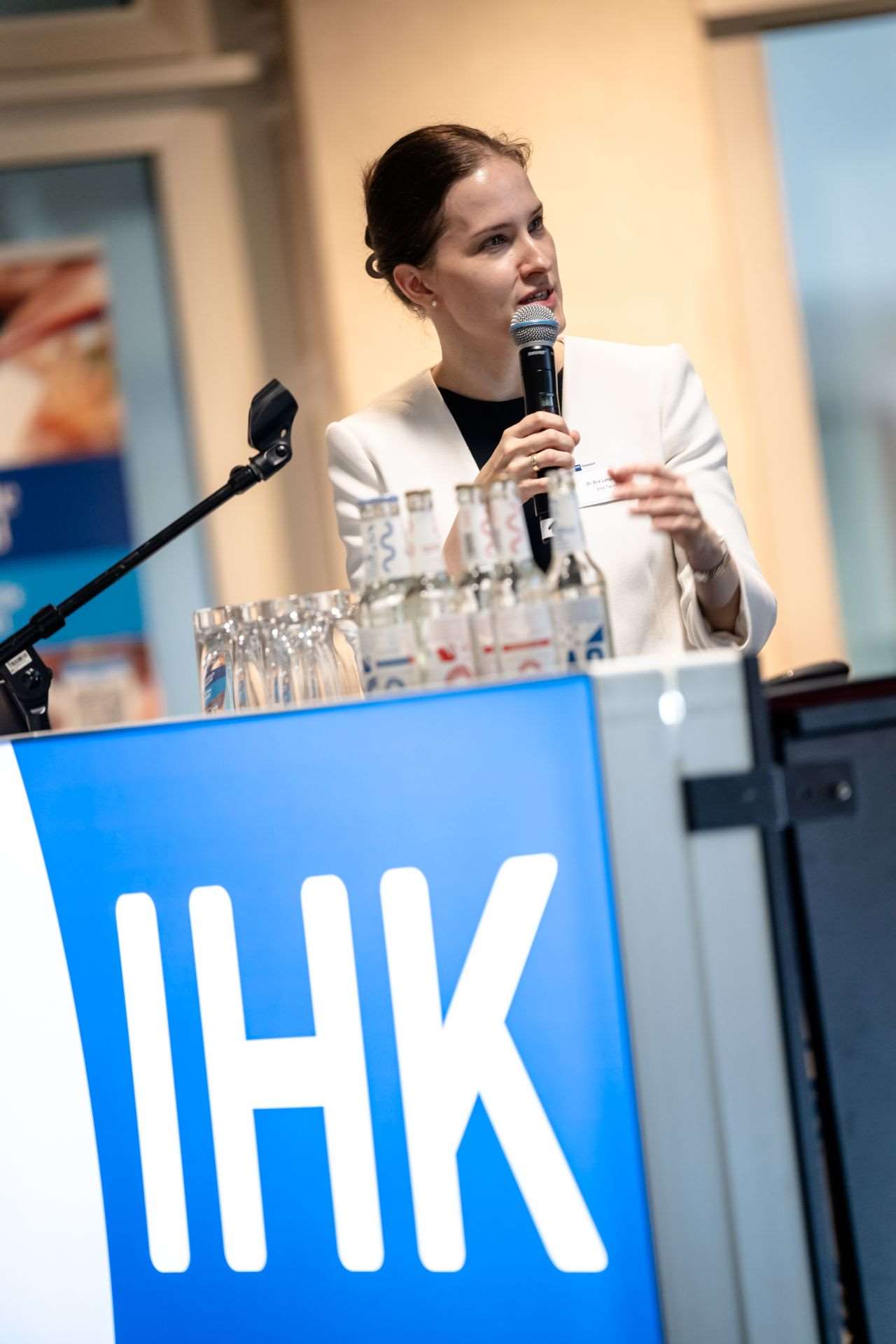 Dr. Eva Langerbeck beim Greater China Day (Foto: Deutsches Wirtschaftsbüro Taipei)