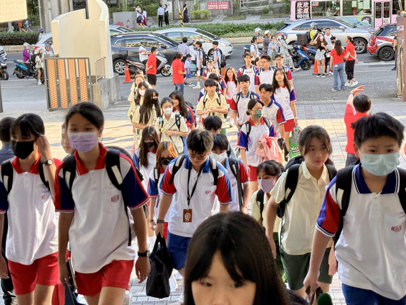 Die Grund- und Mittelschulen in Taiwan haben am 31. August wieder begonnen. (Bild: CNA )