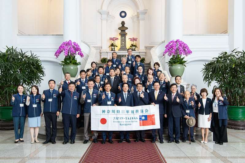 Präsident Lai Ching-te empfang im Präsidialamt eine Delegation des Verbands für japanisch-taiwanische Freundschaft in Kanagawa (Foto: Präsidialamt)