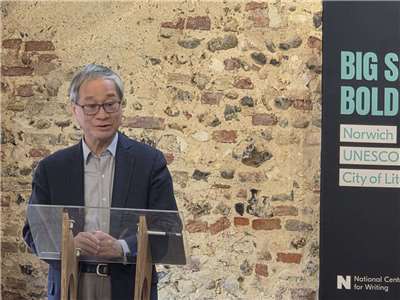 Der taiwanische Kulturminister Li Yuan (李遠) ist am gestrigen Mittwoch von seinem Besuch in Großbritannien und Frankreich nach Taiwan zurück gekehrt. (Foto: 江昭倫)