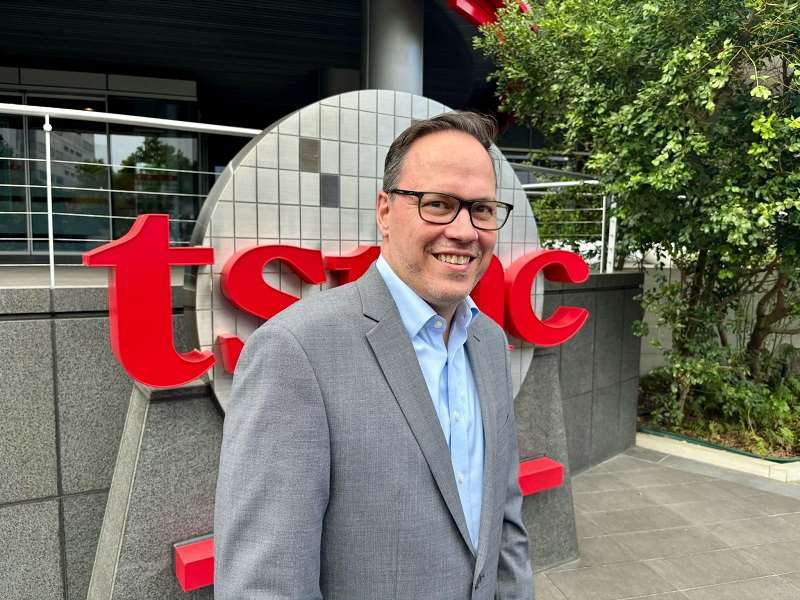Sachsens Wirtschaftsminister Dirk Panter im Headquarter von TSMC in Hsinchu (Foto: Sächsisches Staatsministerium für Wirtschaft, Arbeit, Energie und Klimaschutz)