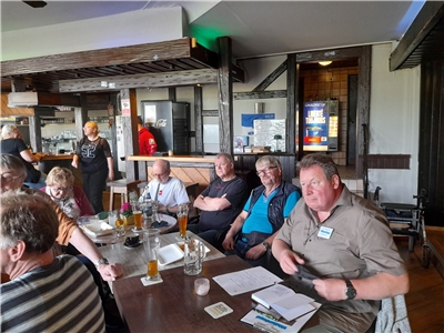 Hörertreffen RTI-Hörerklub Ottenau 2025 (Foto: Volker Willschrey)