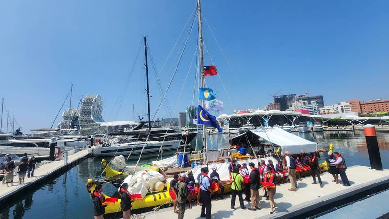 Die "Alingano Maisu" aus Palau ist in Kaohsiung eingetroffen (Foto: CNA)