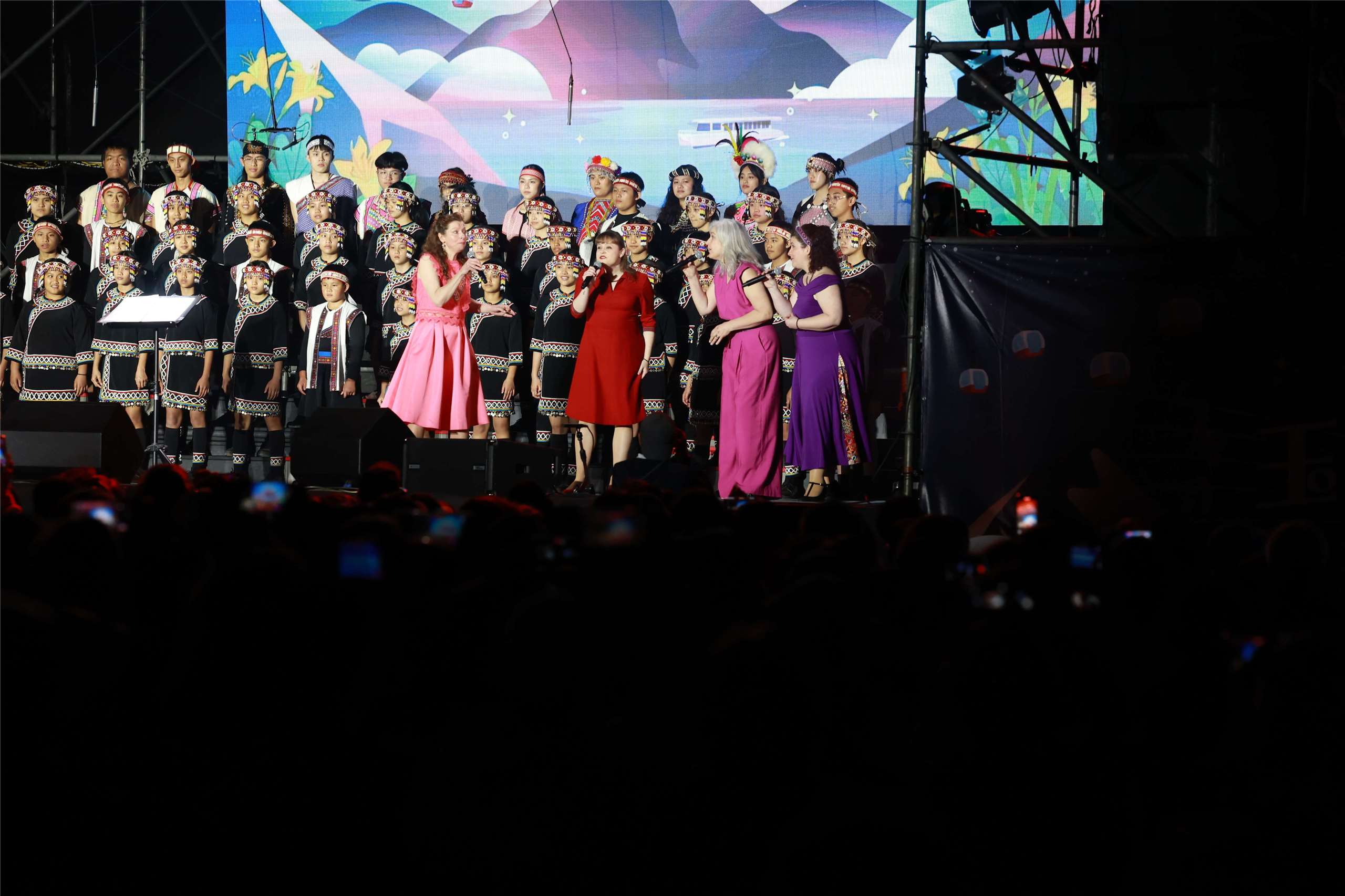 Aquabella beim Konzert am Sonne-Mond See mit dem Chor Vox Nativa (Foto: Aquabella)