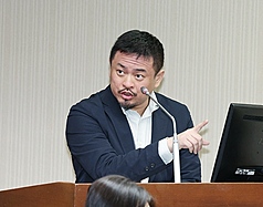 Taiwan Labor Minister Hung Shen-han. (Photo: CNA) 