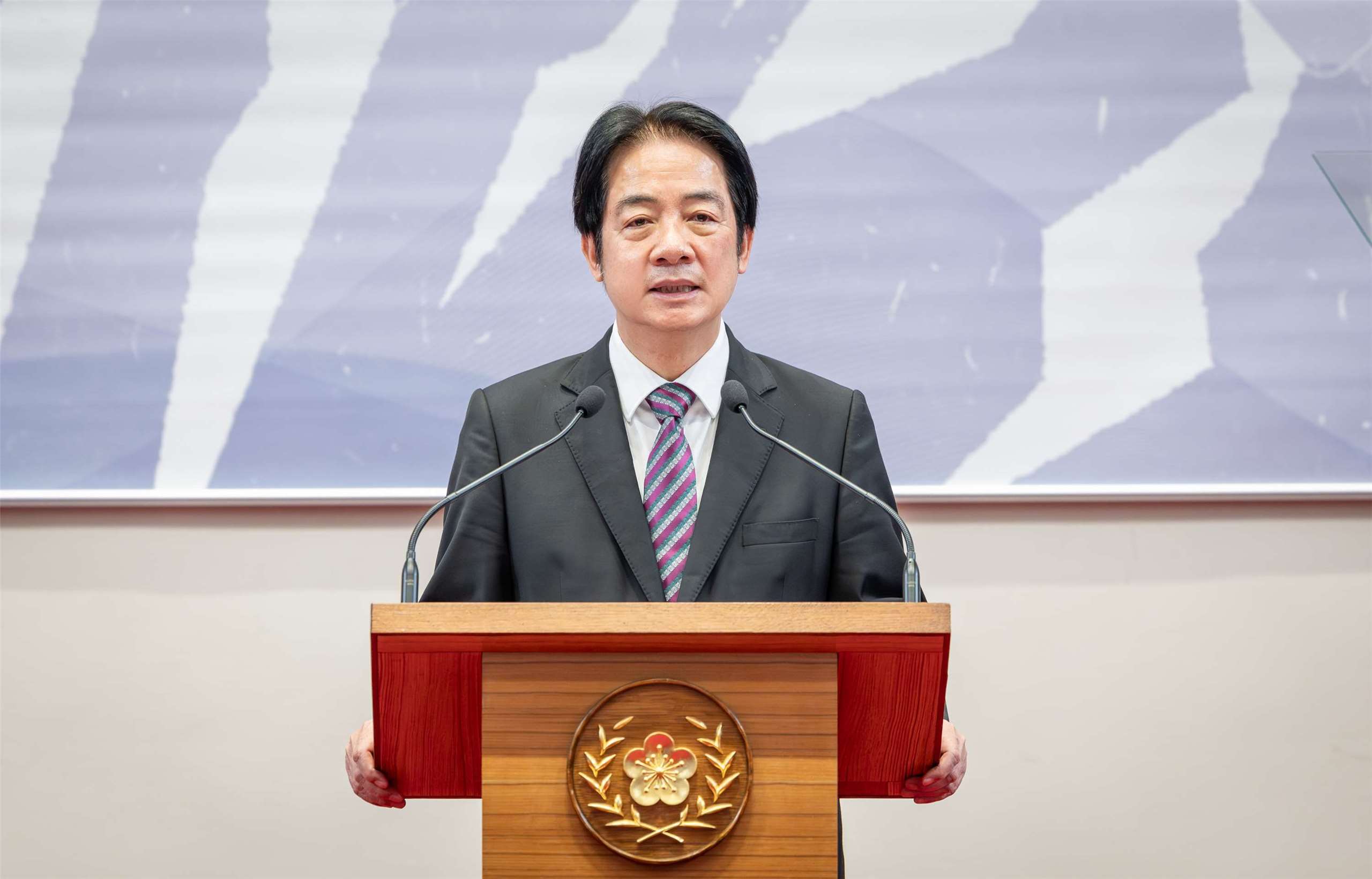 President Lai pushes legalising whole-of-society defense resilience. (Photo: Presidential Office)