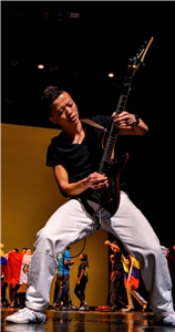 Drew performing. (Photo: Provided by Drew) 
