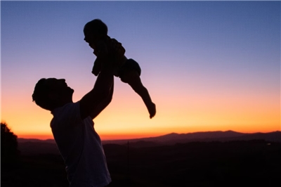 Happy Father's Day. (Photo: Unsplash)