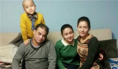 Jewher Ilham with her father Ilham Tohti and their family. (Photo: Courtesy of Jewher Ilham) 