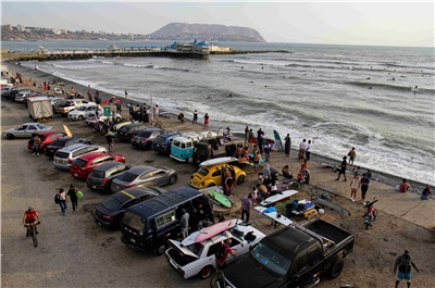 A surfing beach in Lima, Peru! (Photo: Herel Hughes)
