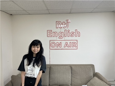 Phuong-Thao Bui is working hard at the Rti English office to help deliver English news to the world!