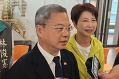 Economic Affairs Minister Kung Ming-hsin said that the impact on TSMC and Taiwan’s broader semiconductor competitiveness from losing the US China waivers would be limited. (Photo: CNA)