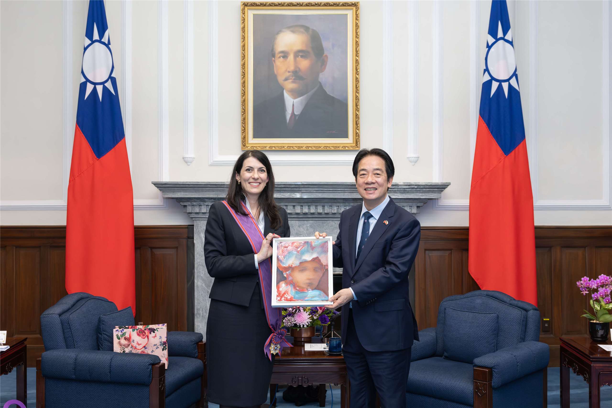 President Lai Ching-te and the former Speaker of the Czech Chamber of Deputies, Markéta Pekarová Adamová. (Photo: Presidential Office) 