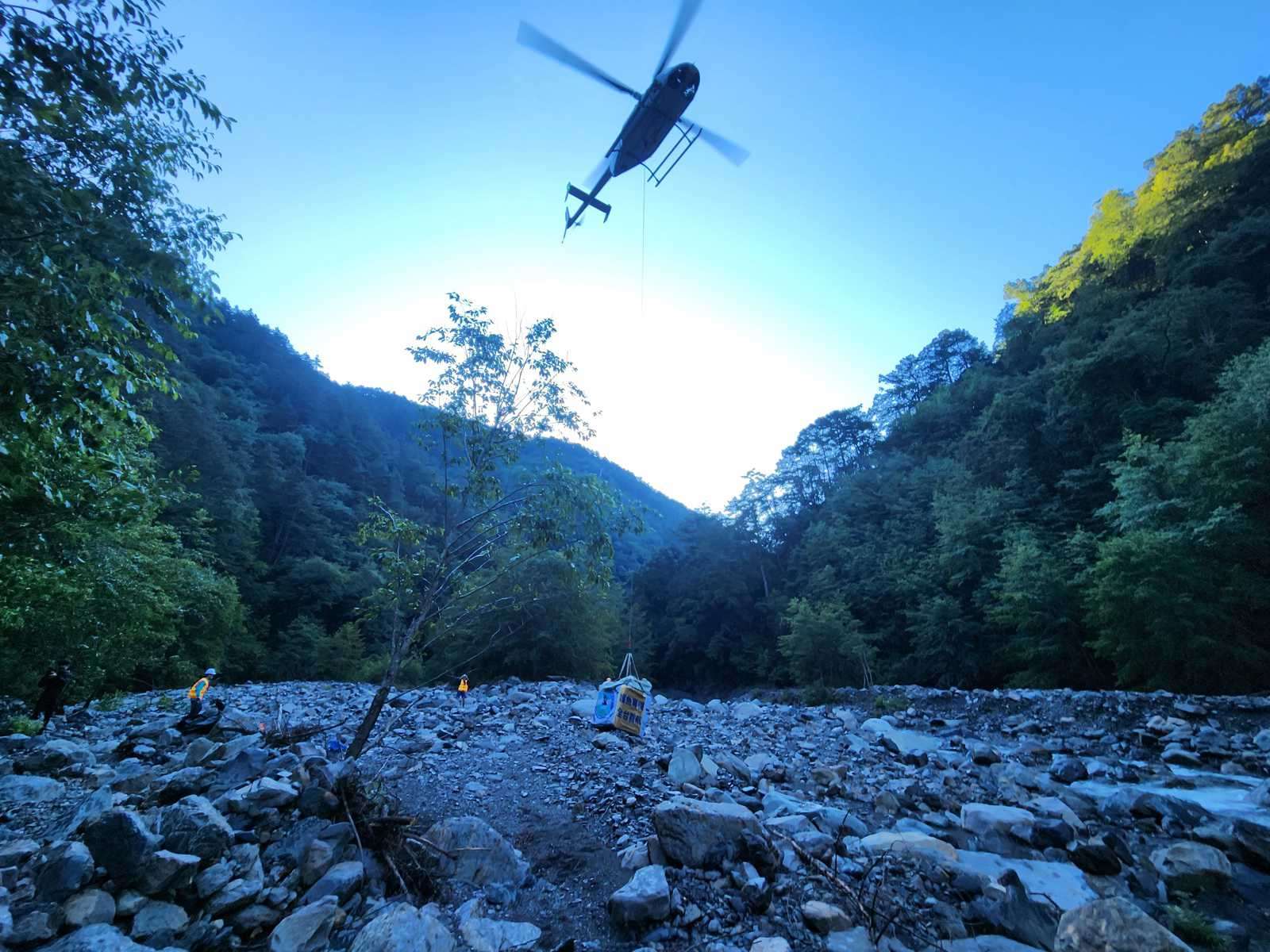 Taiwan repopulates salmon by helicopter drop | Ep82