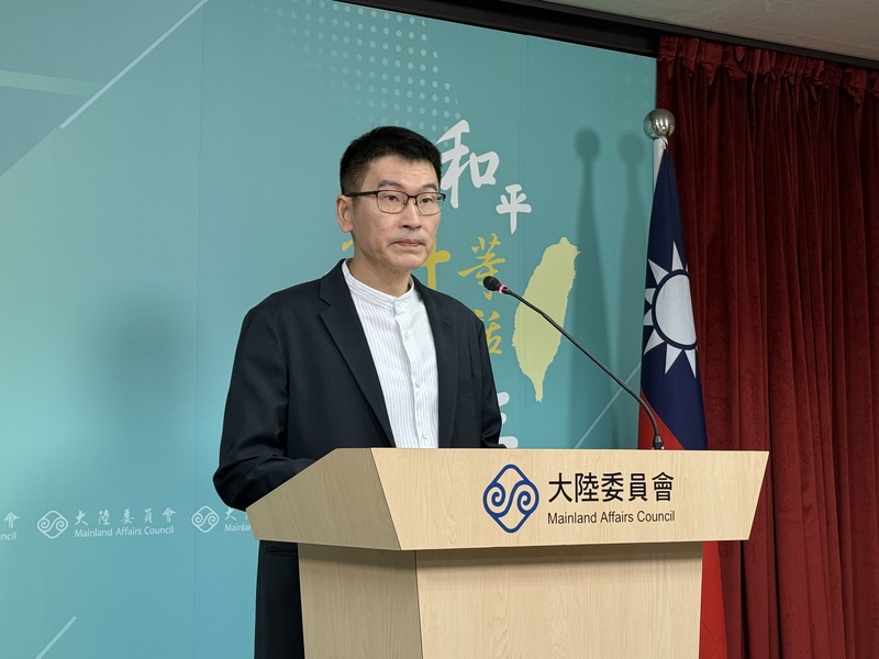 Mainland Affairs Council Deputy Minister and Spokesperson Liang Wen-chieh during a press conference on October 1. (Photo: CNA)