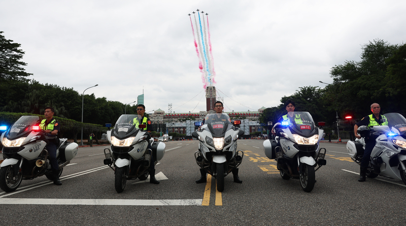 Military police, riding Challenger Indian motorcycles, maintained distance, balance, and steering consistency while maneuvering through various challenging formations. (Photo: CNA)