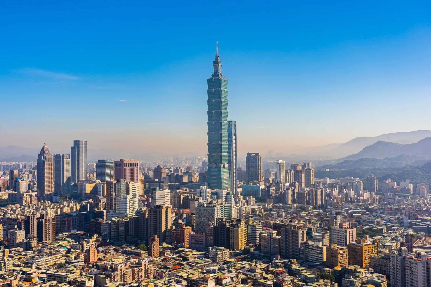 According to the 2026 Allianz Global Wealth Report, Taiwan’s net per capita financial assets reached €164,470 (US$186,144) in 2025. (Photo: freepik)