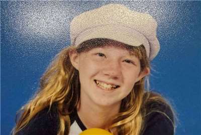 Amanda with her prized purple hat! (Photo: Amanda Stephens)