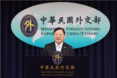 Taiwan-Japan Relations Association Secretary-General Hung Ying-chieh speaks at a Foreign Ministry press briefing in Taipei on October 13, 2026. (Rti Photo/James Thompson)