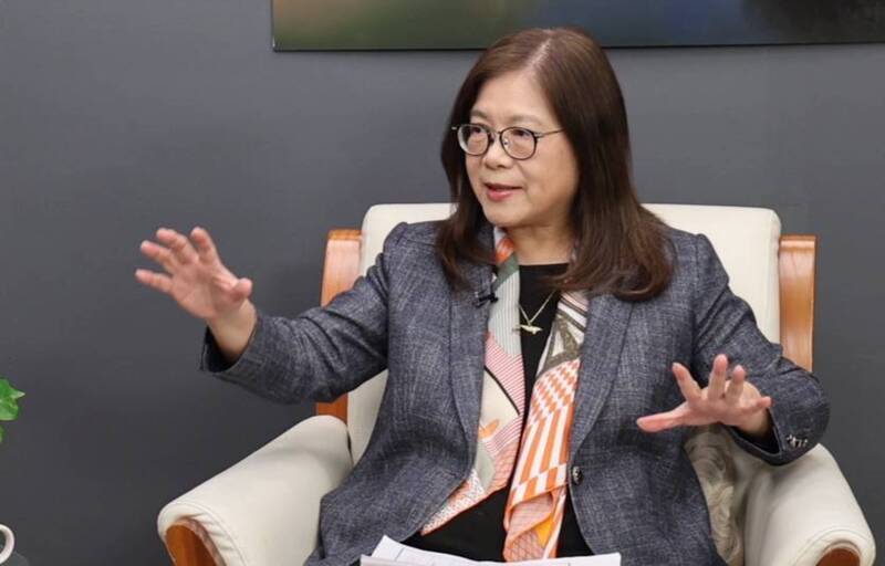 Ocean Affairs Council Minister Kuan Bi-ling (管碧玲) speaks with Rti about China's expansion of its maritime power. (Photo: Rti)