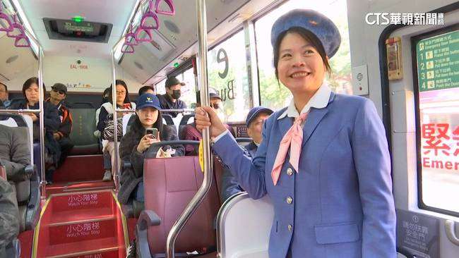 Wearing blue uniforms and hats, bus conductors draw attention to the steps and help riders board carefully, all while wearing friendly smiles. (Photo: CNA)