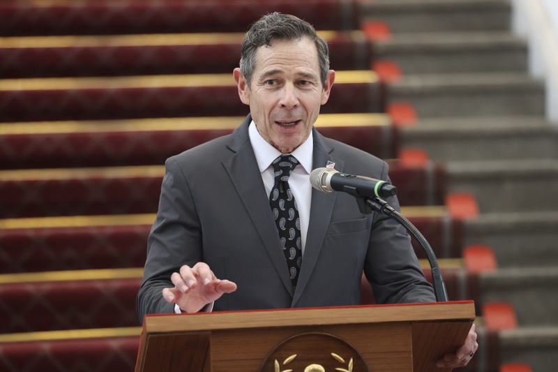 U.S. Senate Committee on Foreign Relations Member John Curtis delivering remarks in the Presidential Office on Monday. (Photo: CNA)