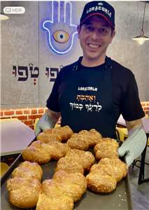  Loracorlo, the only Israeli restaurant in Kaohsiung, began with Dan Orlovsky's simple craving for the taste of home. (Photo: Dan Orlovsky)