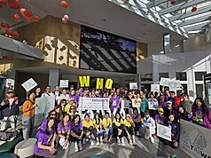 The team included staff, members, and families from TECO, the Taiwanese Canadian Cultural Society, the Greater Vancouver Taiwanese Canadian Association, the North American Taiwanese Women's Association, and numerous other groups that called for Canadian support for Taiwan's membership in the WHO. (Photo: CNA)